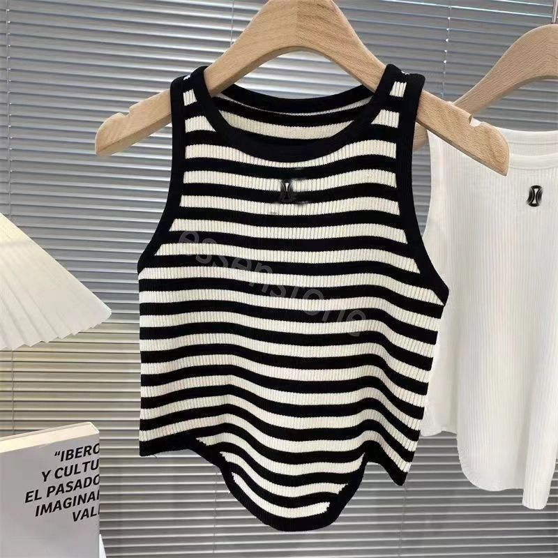 Black and white stripe