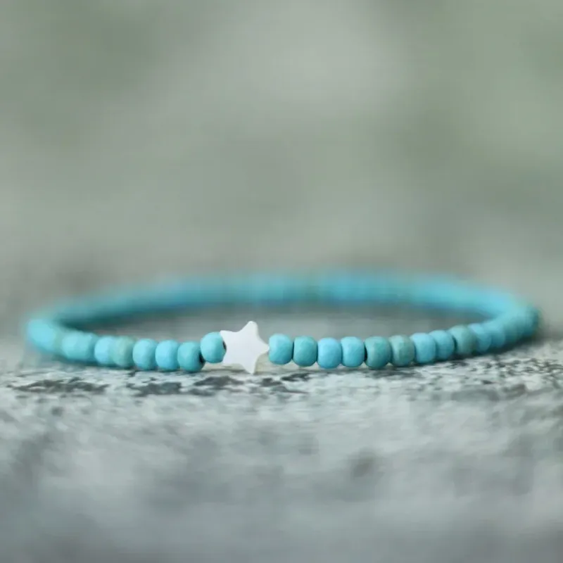 Howlite blu