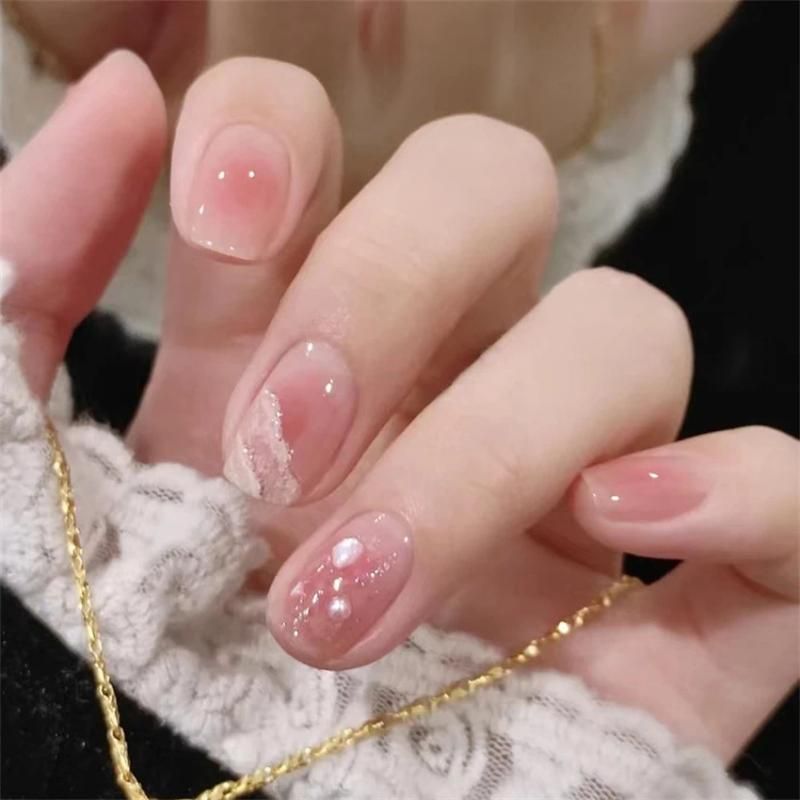 fake-nails-R486