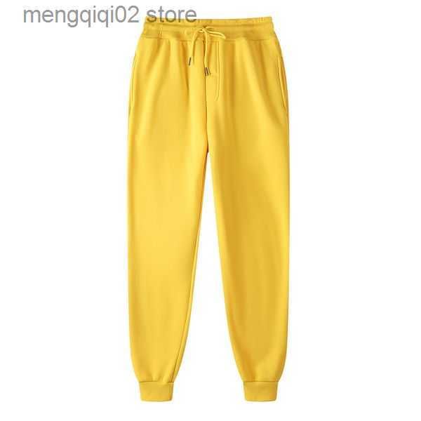 pantalón amarillo