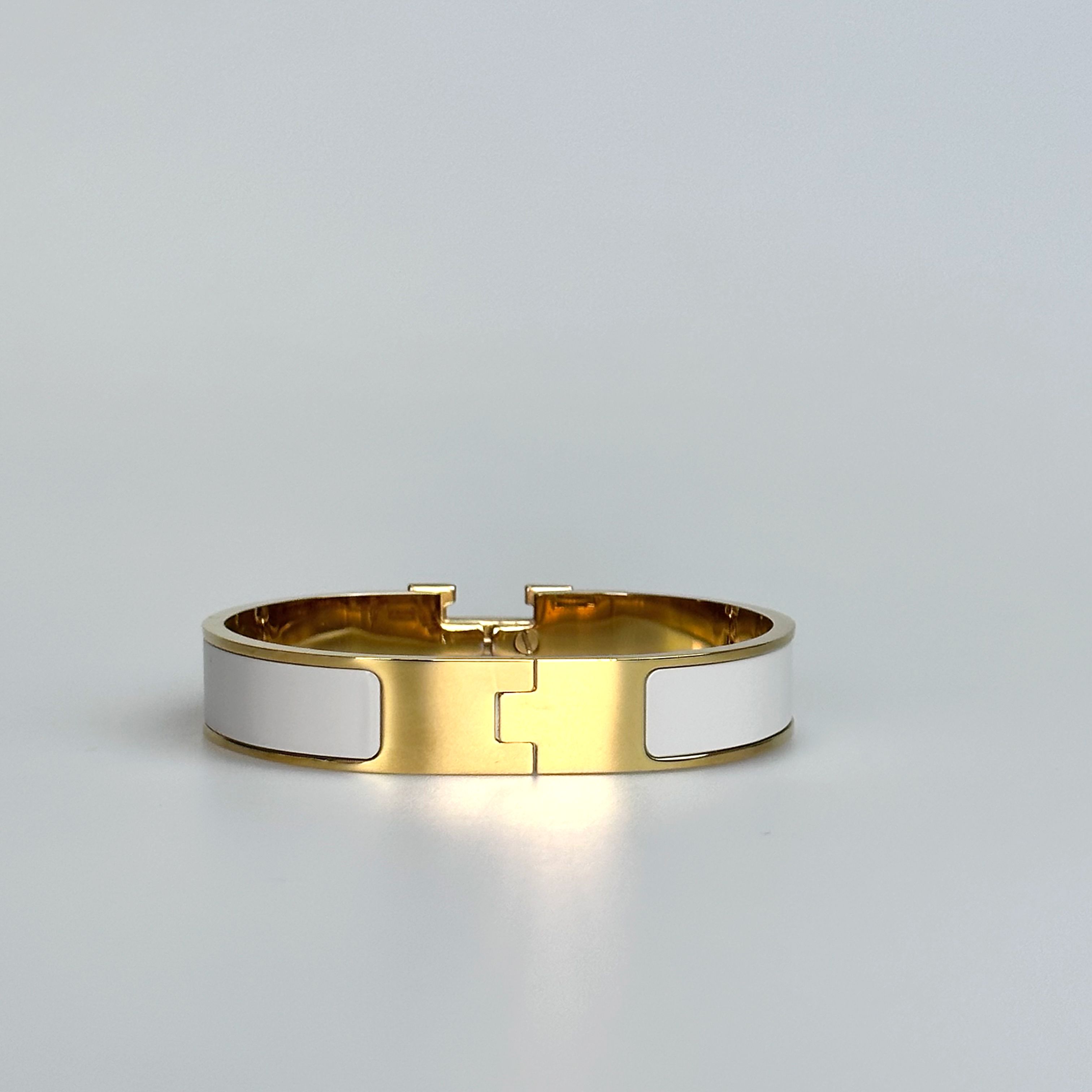 H BLUE BRACELET