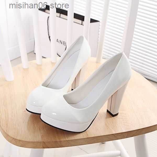 white -chunky heel