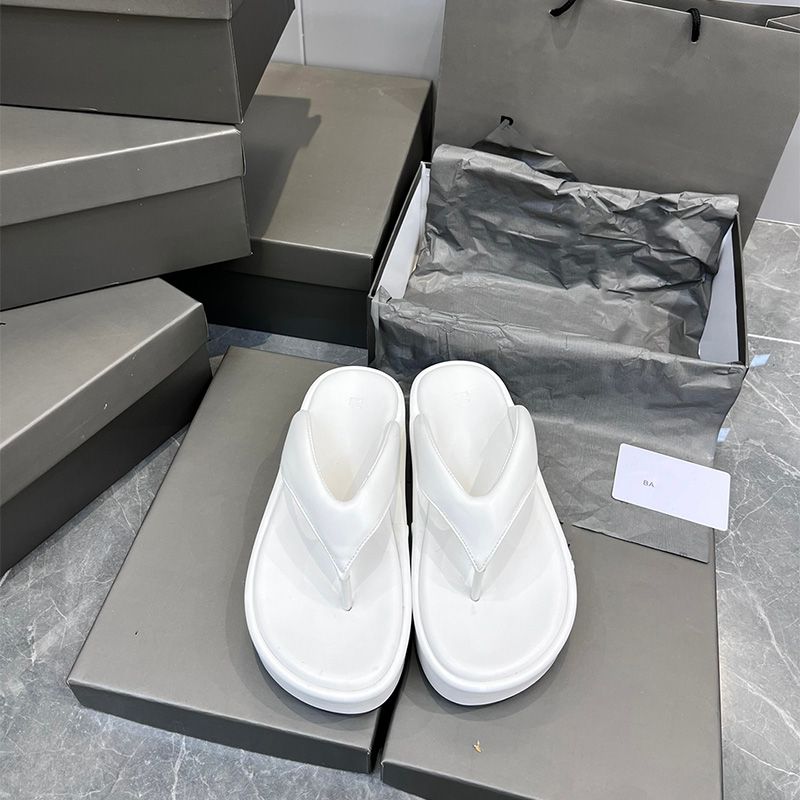 White 1 + Gift Box