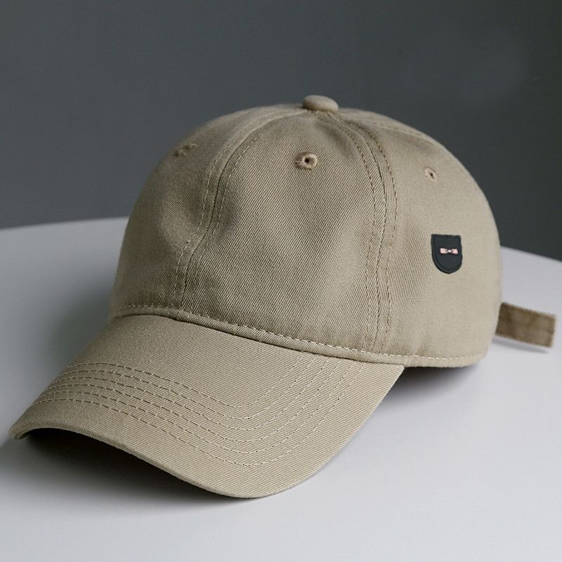 ciemne khaki