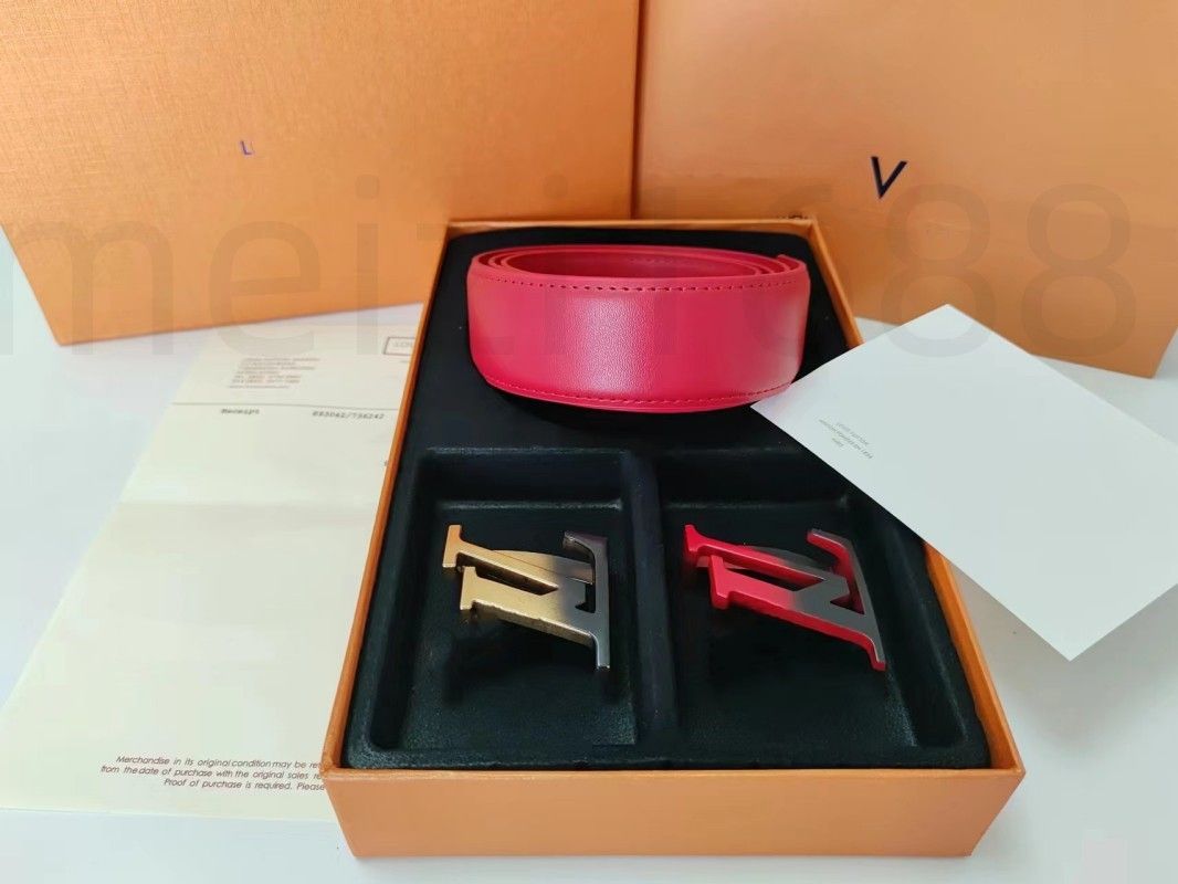 #11. 2 pcs buckle + red belt