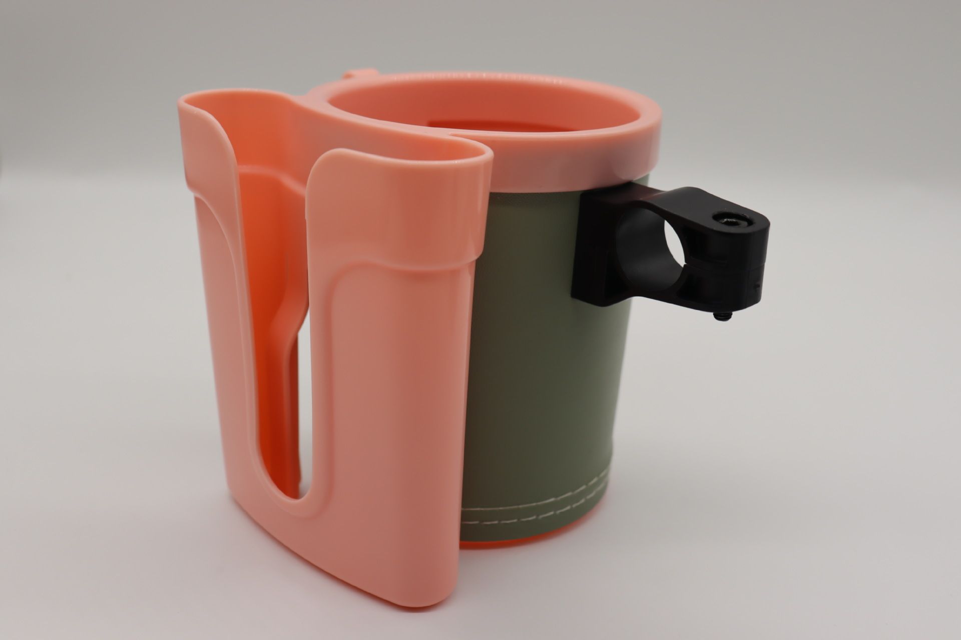 Tasse rose peau verte