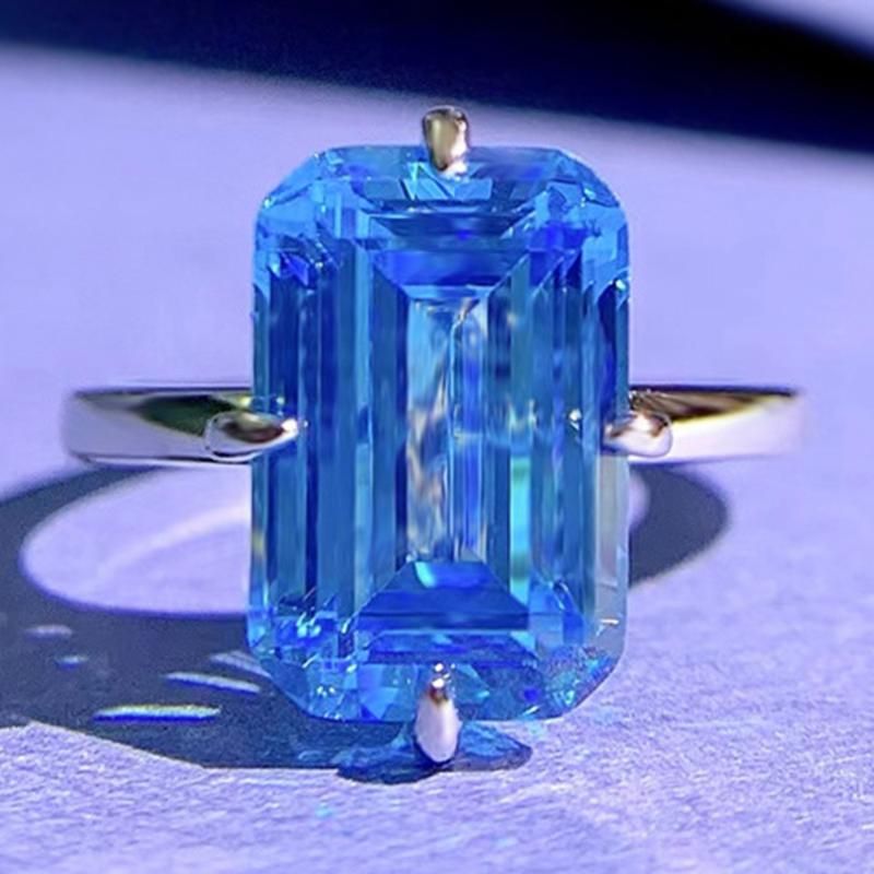 Sea Blue White Gold