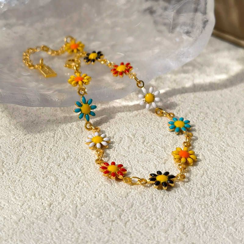 A daisy Bracelet