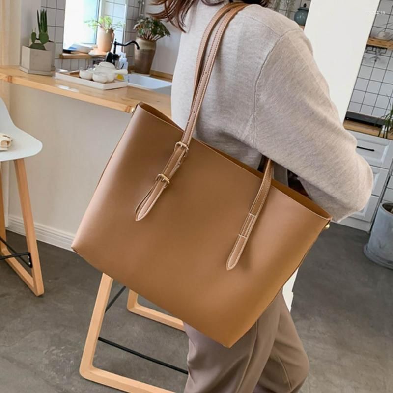 Women's Solid Color Large Capacity Shoulder Bag