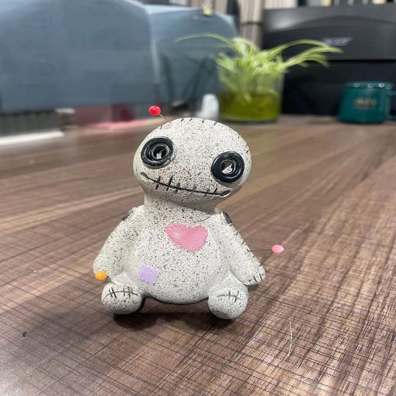 Voodoo Doll Höger