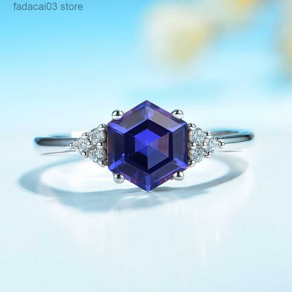 KR138 Tanzanite W.