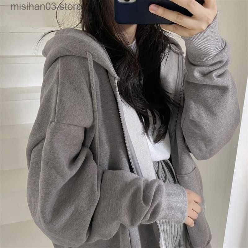 EA00513-GREY