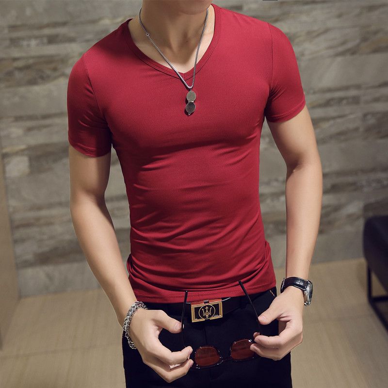 V-neck red