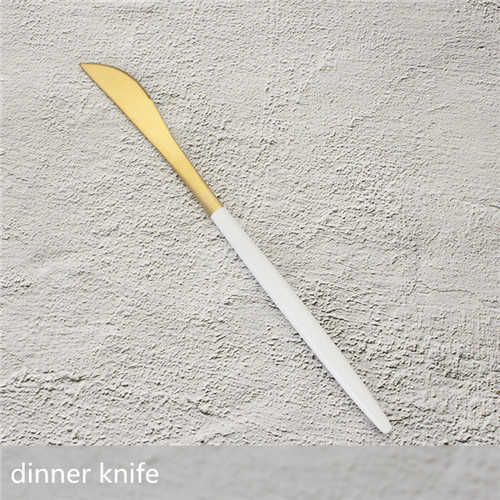 ディナーナイフ