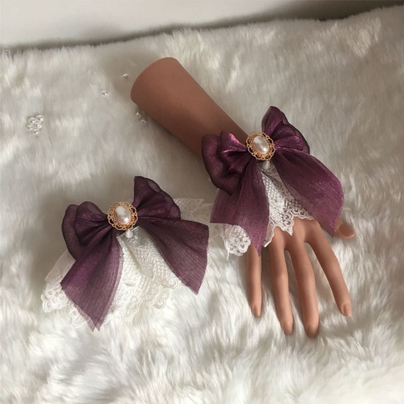 Lolita Hand Sleeve e