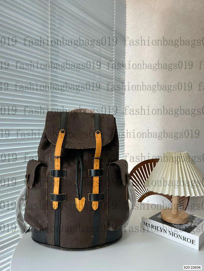 Replica Louis Vuitton Christopher MM Backpack M23189 Taurillon