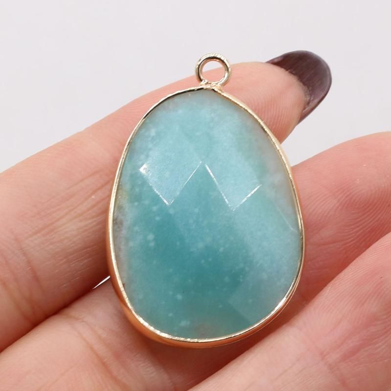 Amazonite bleue