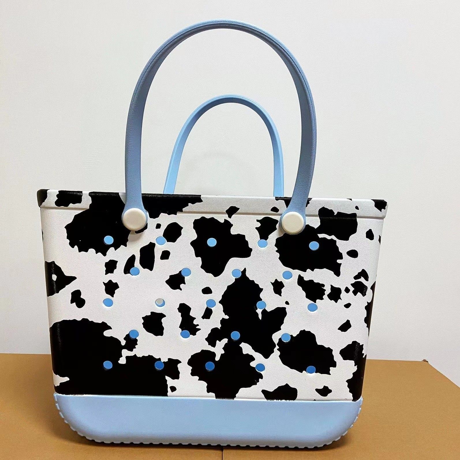 motif vache bleu ciel