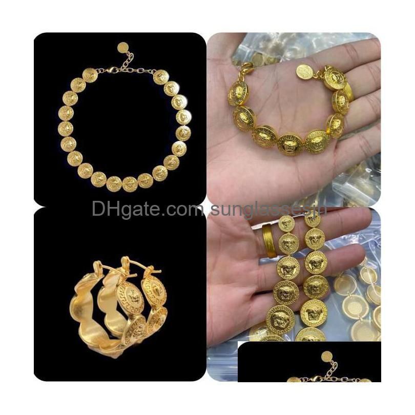 4Pcs-- Necklace Bracelet Earring Studs