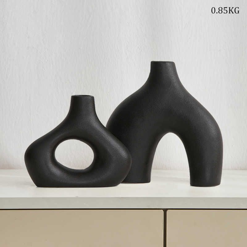 2 Pcs Black Vase