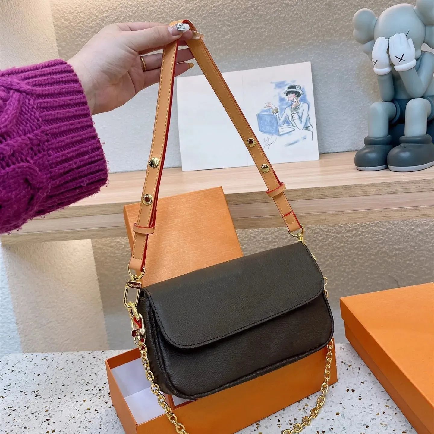 WALLET ON CHAIN IVY Women Bags Designers Bags Shoulder Bag Mini
