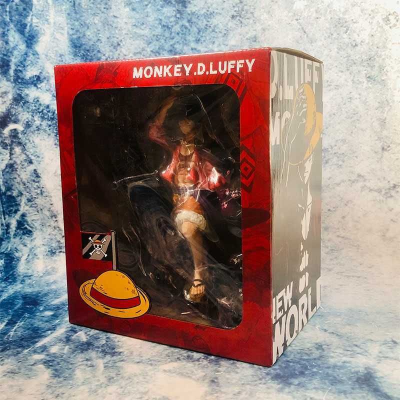 25 cm Luffy med låda