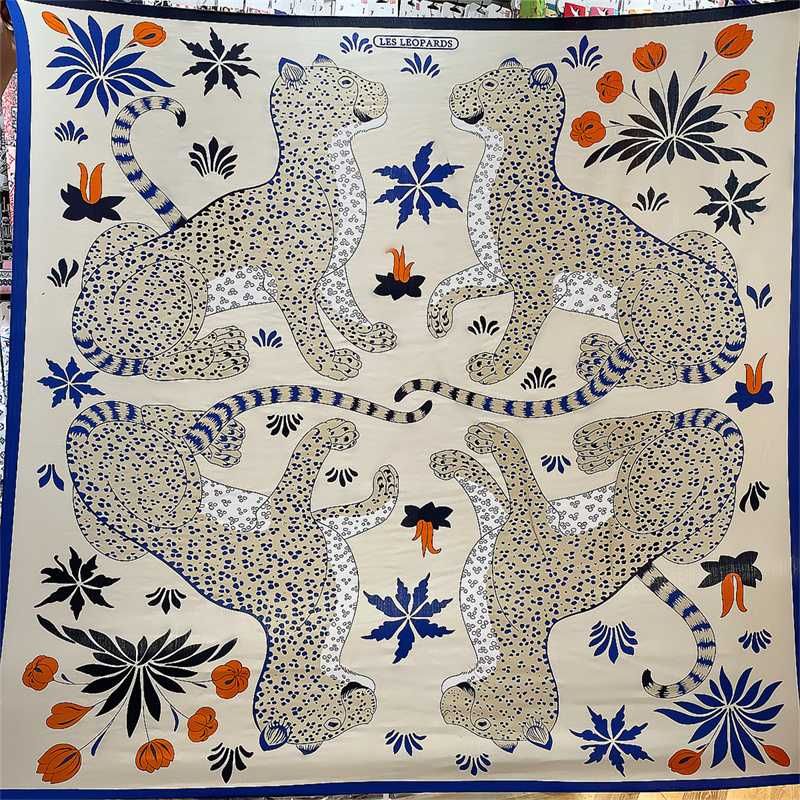 Chine bleue 135 x 135 cm GT; 8Y