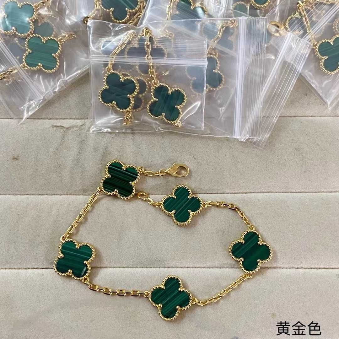 Bracelet cinq fleurs vert paon (ye