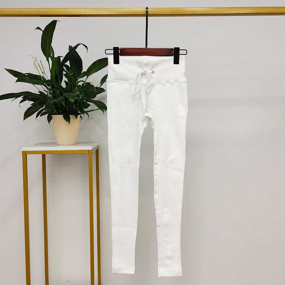 Pantalon blanc seulement