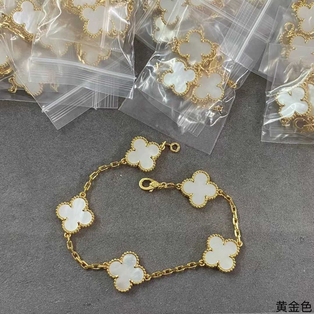 Bracelet cinq fleurs Fritillaria blanc2