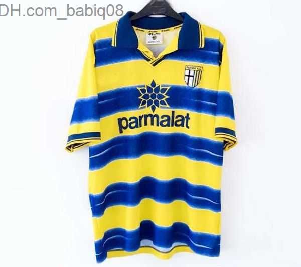 98/99 home