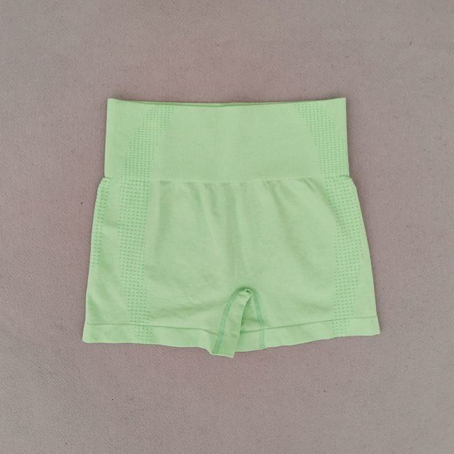 shorts verdes