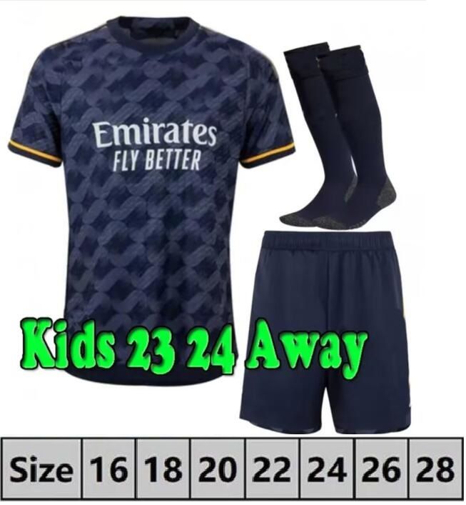 23/24 kids away+socks