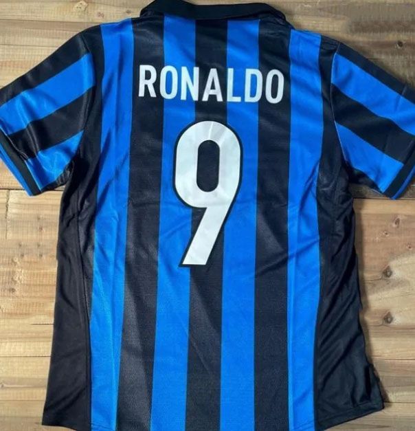 98/99 Home Ronaldo 9