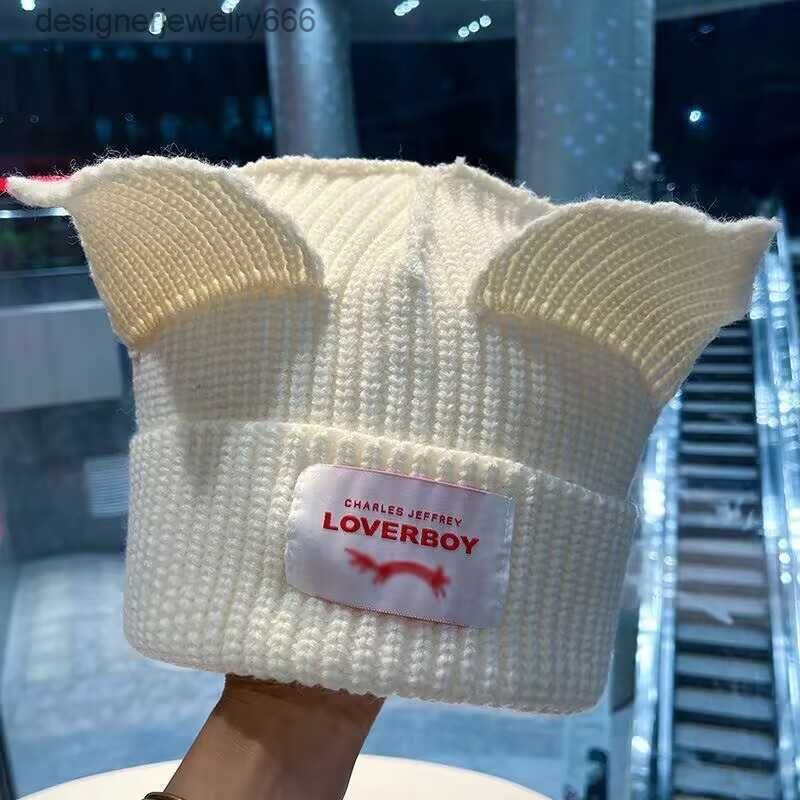 Cappello bianco