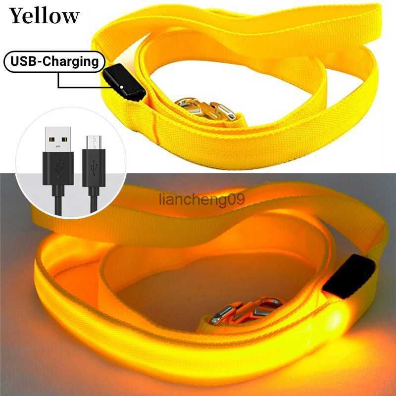 USB cargando amarillo