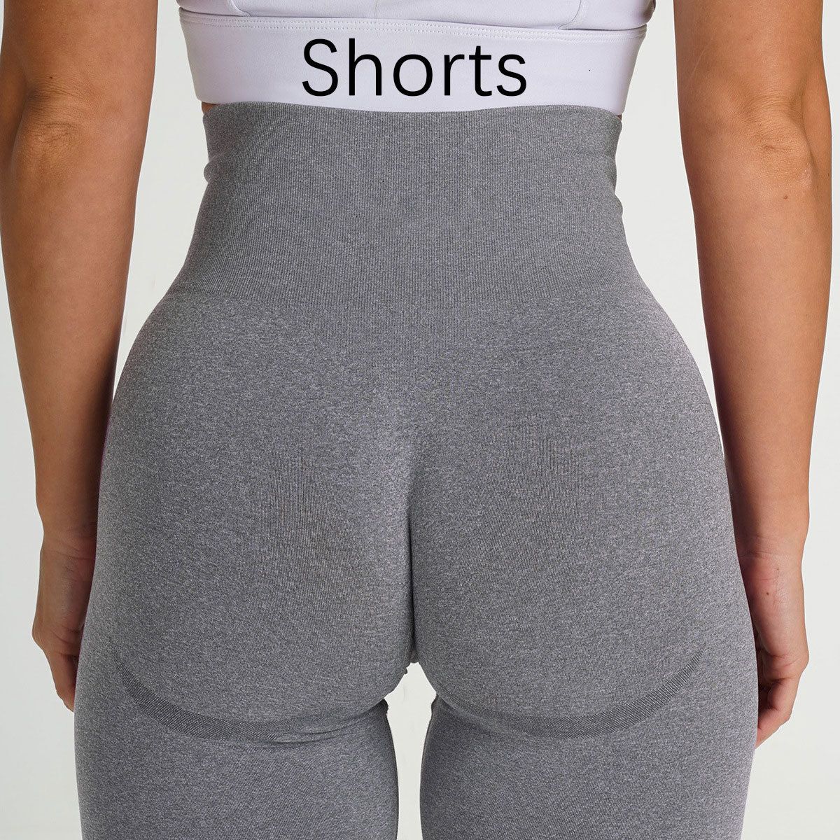 graue Shorts