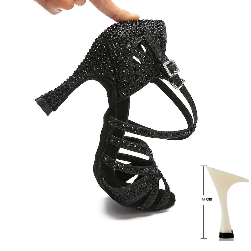 black 9cm heel