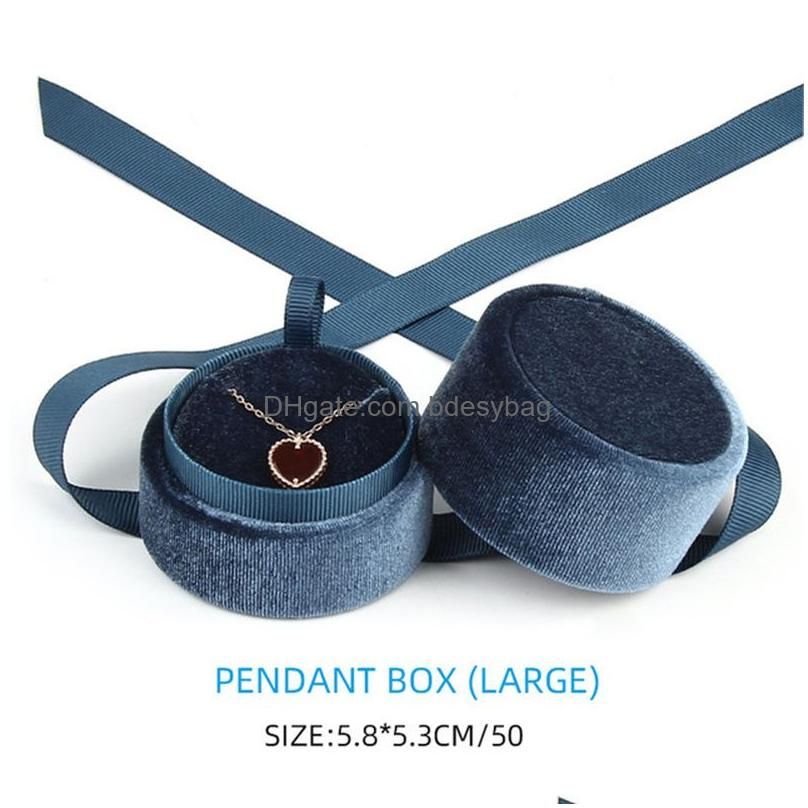 Boîte pendentielle bleu clair
