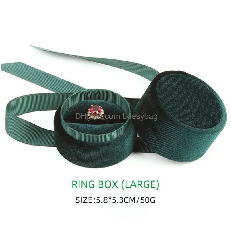 Ring box Green.