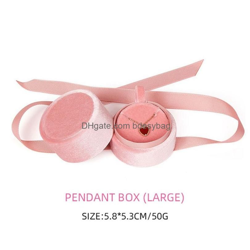 rose boîte pendentif