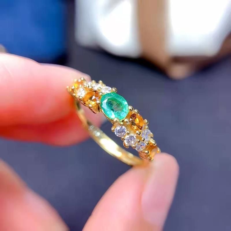 Emerald البلاتين المطلي