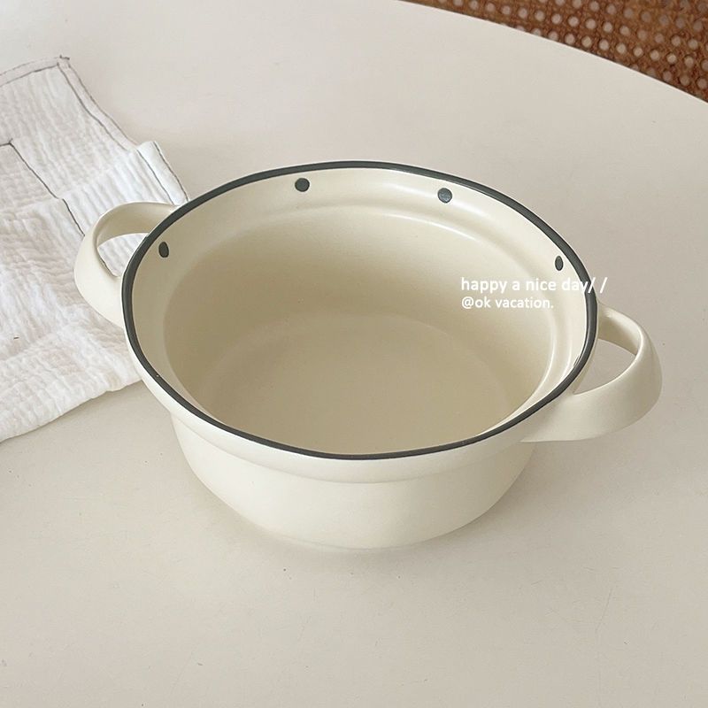 white soup bowl