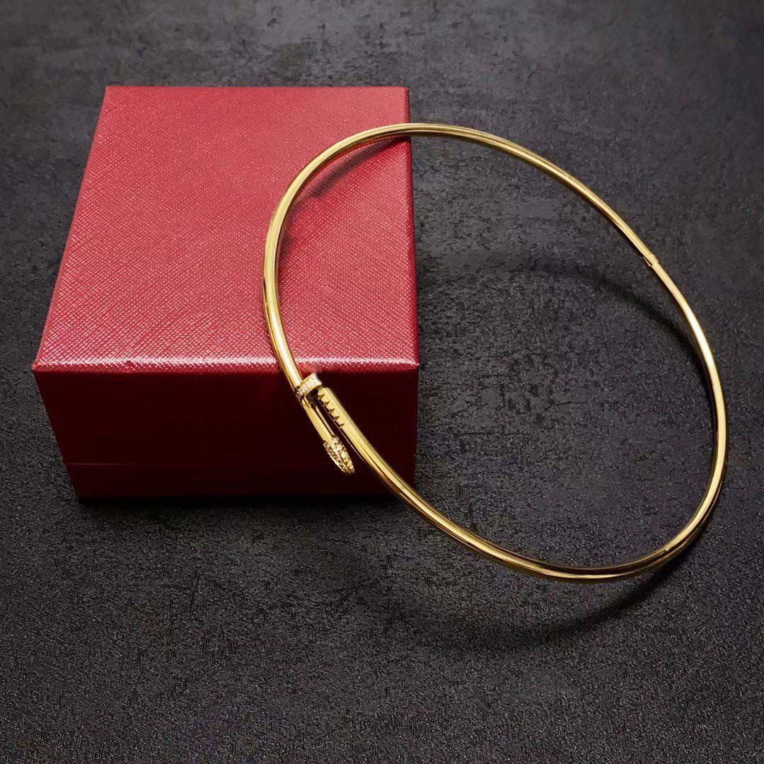 guld halsband + låda