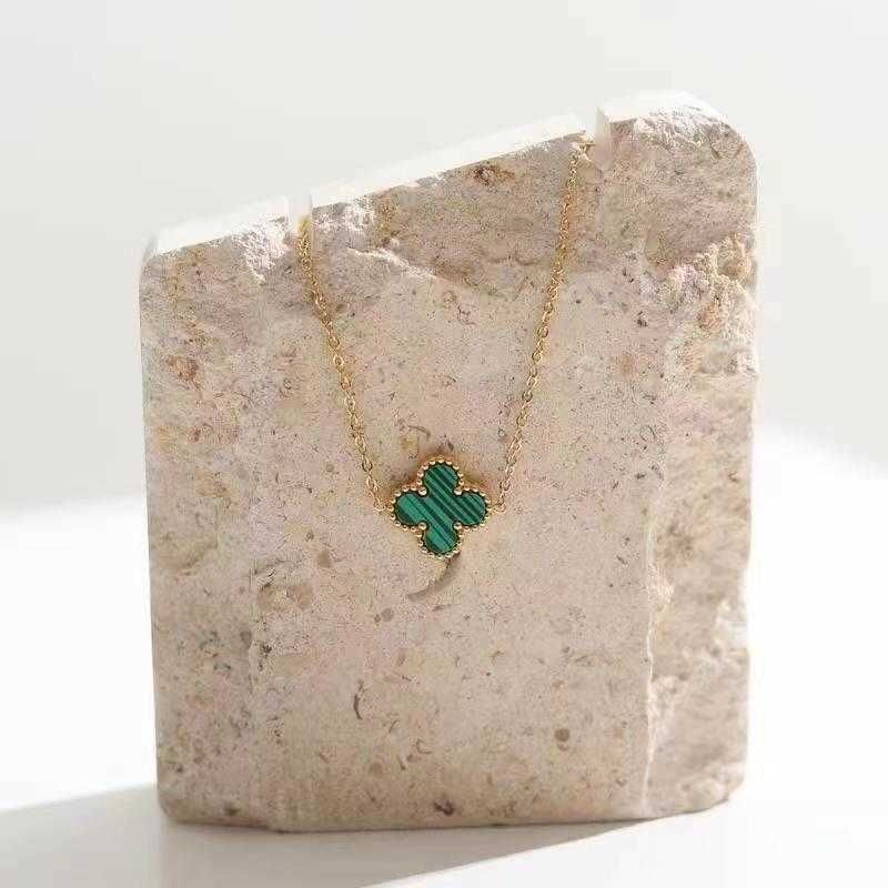 Mini Clover Green Necklace Size 0.9