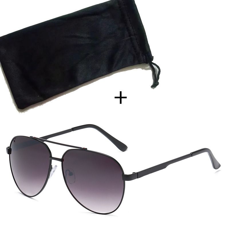 Óculos de sol + bolsa