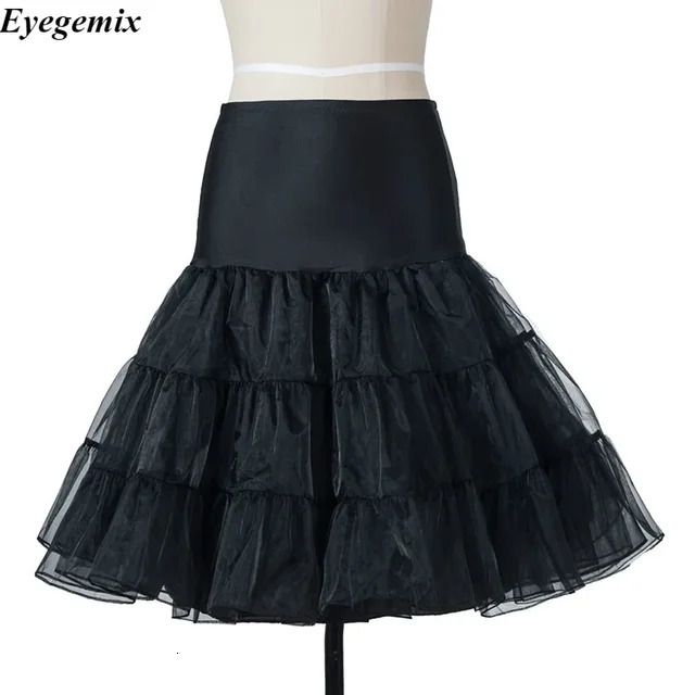 Pettiskirt preto