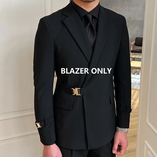 endast svart blazer