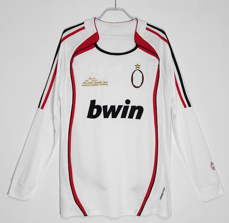 06-07 Away3