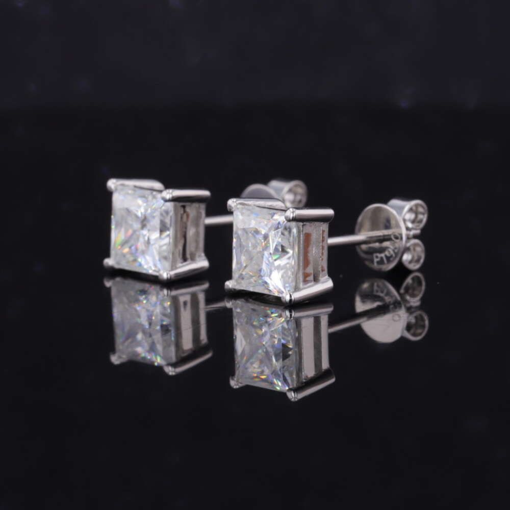 Pt950-3x3mm Moissanite